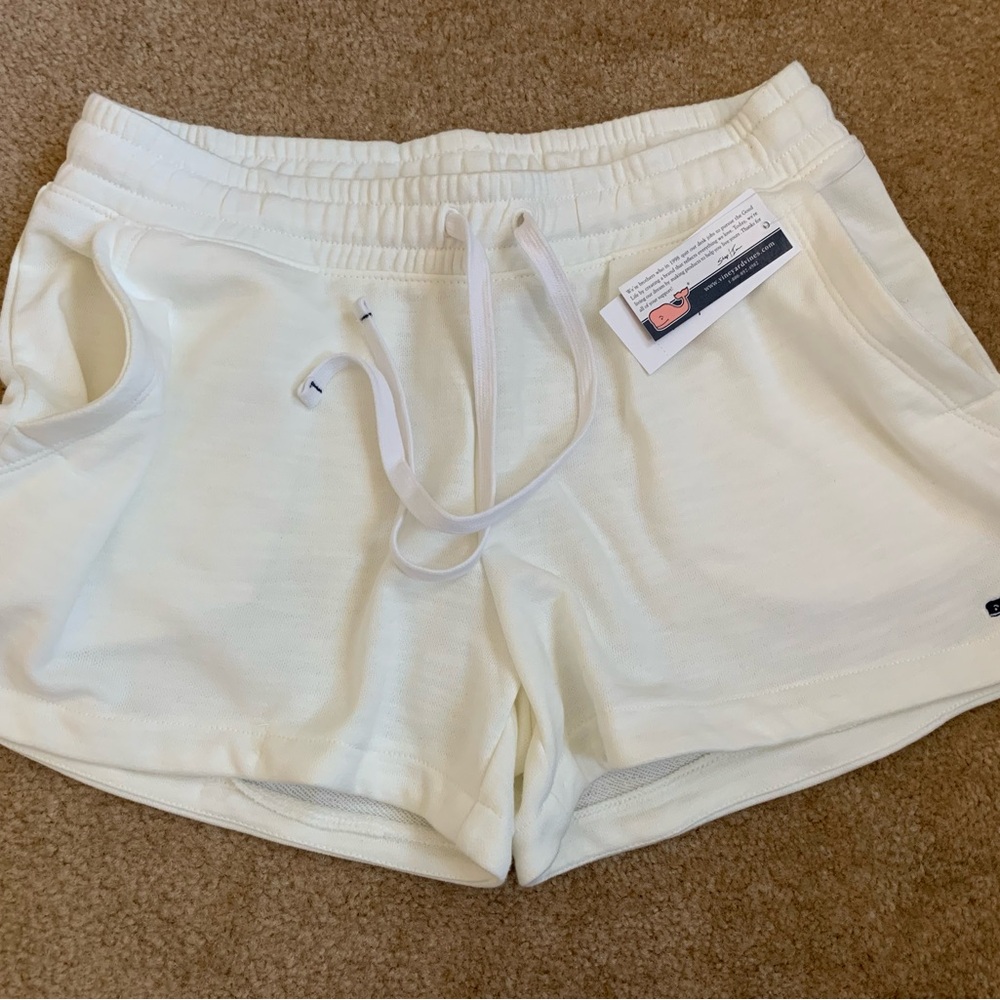 Vineyard Vines slub knit pull on short